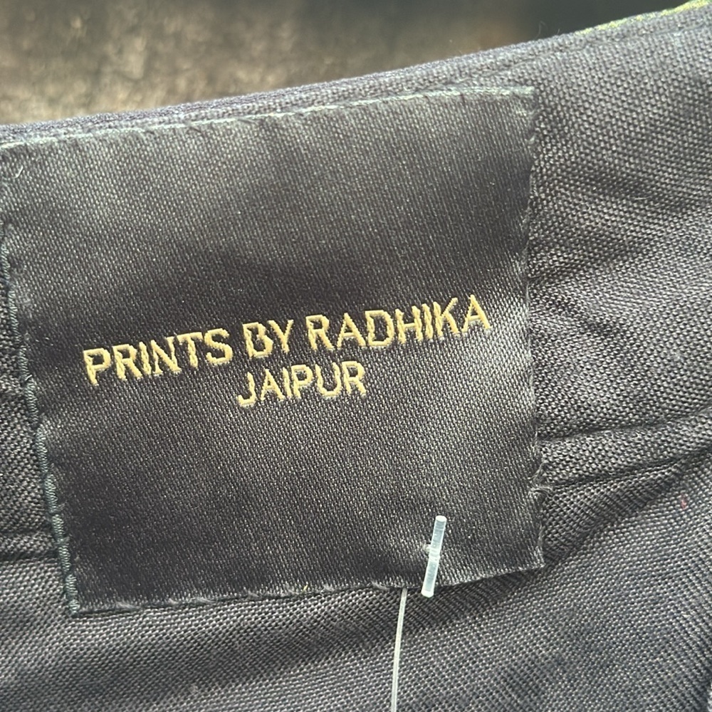 Prints by Radhika Jaipur, multi colored flared pants, size 28 - Picture 7 of 8